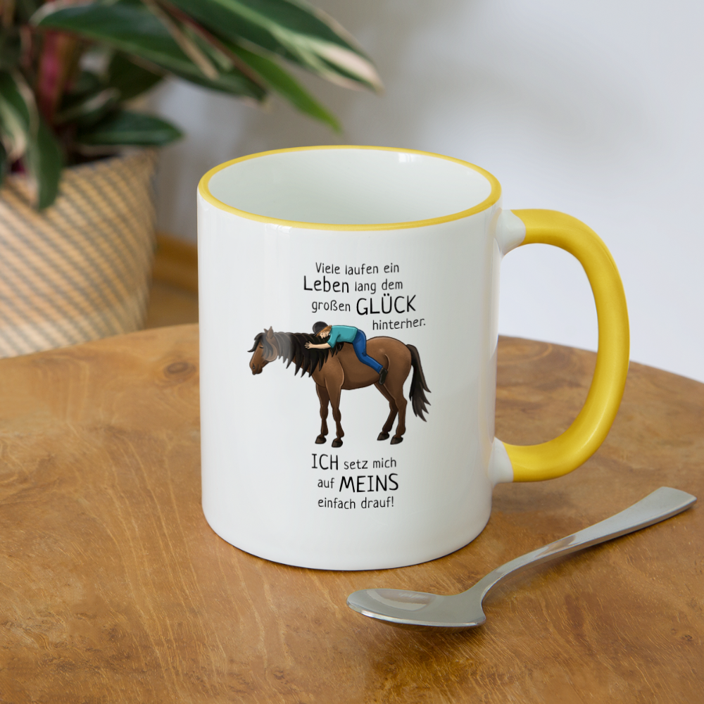 "Auf Pferd & Glück sitzen" Illustrationsstil - Tasse zweifarbig - Weiß/Gelb